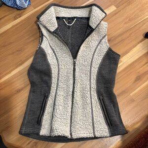 Kuhl Gray and Cream Women's Vest